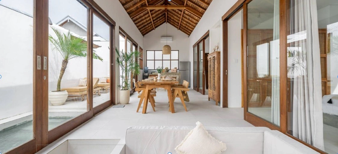 Stunning in Berawa Villa Close to Finns in Canggu - Image 3