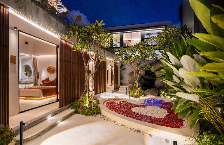 Huge 6-BR | 15m Pool & Butler I FREE breakfast I Jacuzzi I Weekly and Monthly in Pererenan - Image 5