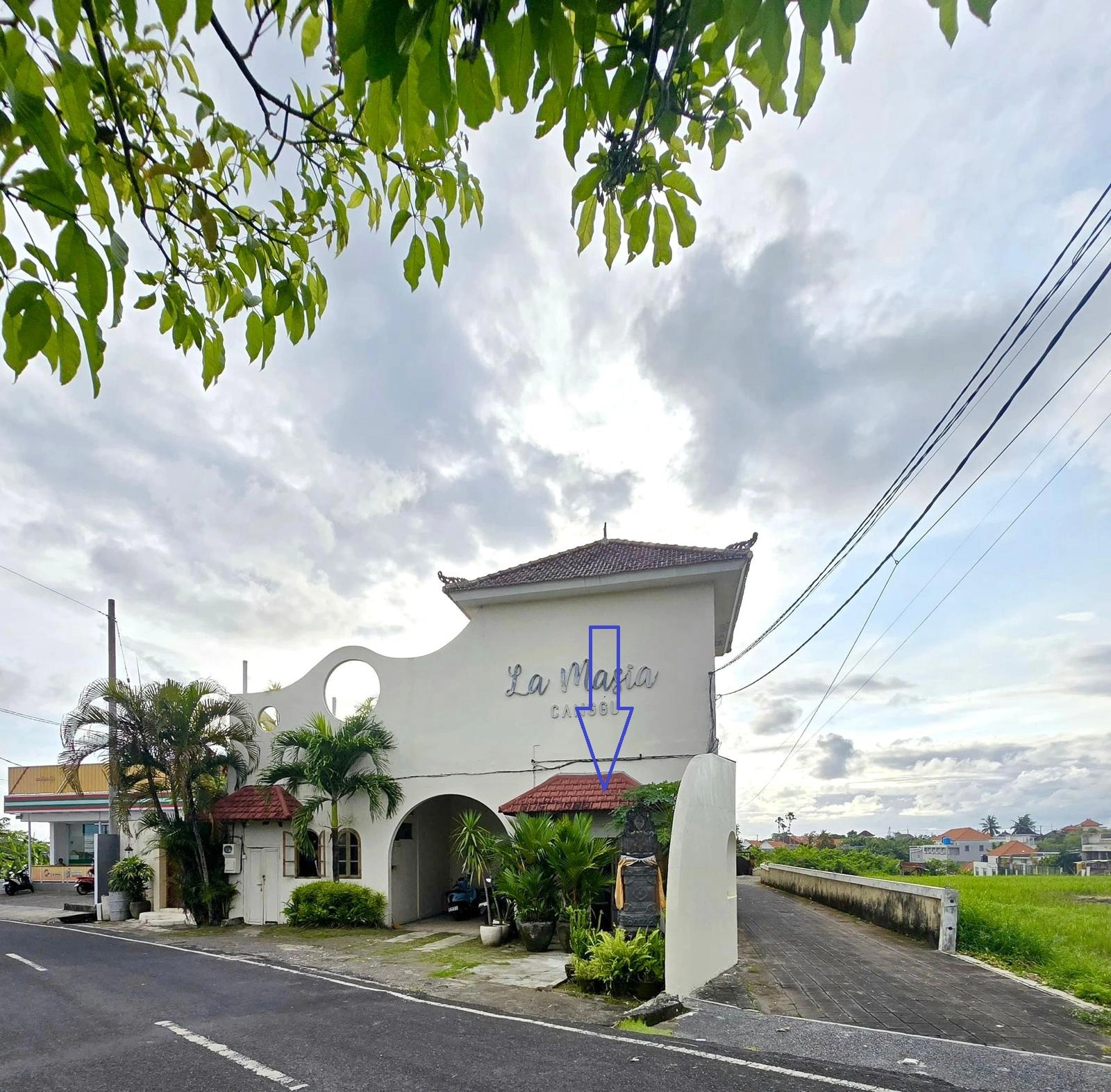 Canggu Surfers Studio wifi aircon & kitchenet. 4 mins Pepito Batu Bolong / Xfit in Canggu - Image 4