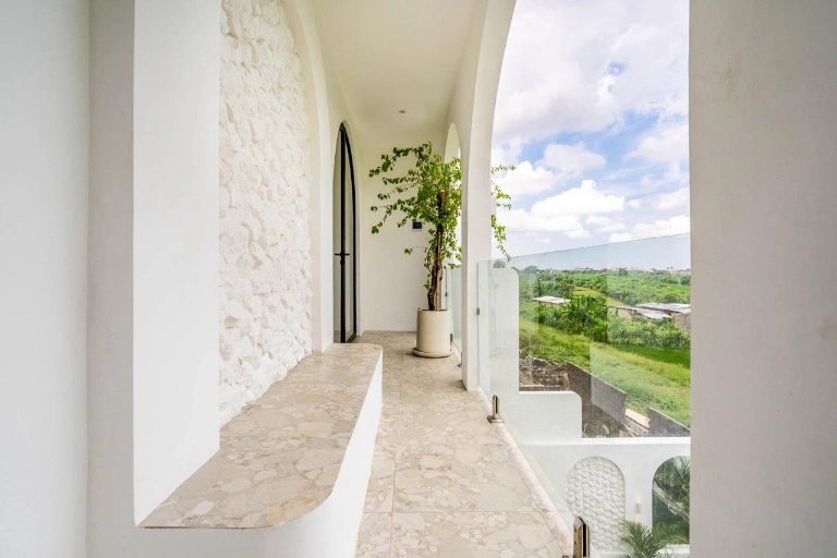 Modern 2BR Townhouse w/ Rooftop & Views in Pererenan - Image 3