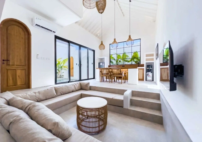 2BR Mediterranean Oasis w/ Rooftop Lounge