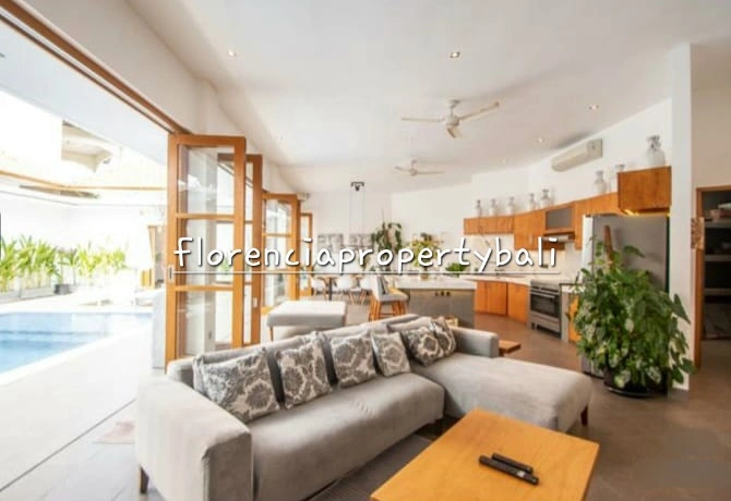 Kerobokan Villa | Modern Tropical 3 Bedroom for Yearly Rental in Canggu - Image 5