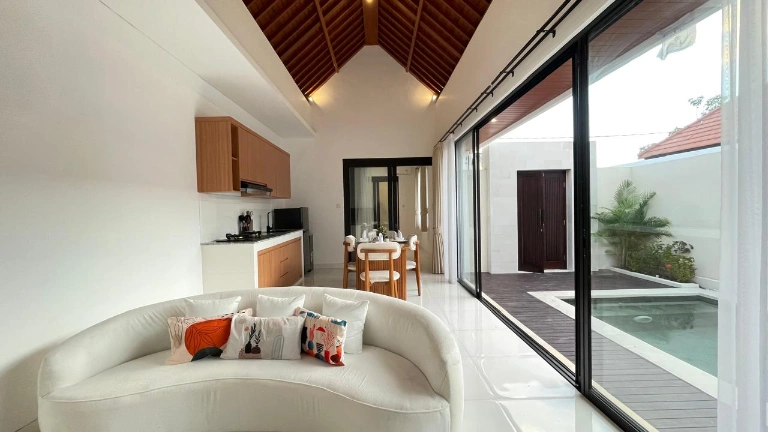 2BR UMALAS 2 CASA DELLA in Canggu - Image 3