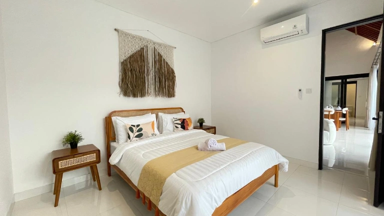 2BR UMALAS 2 CASA DELLA in Canggu - Image 5