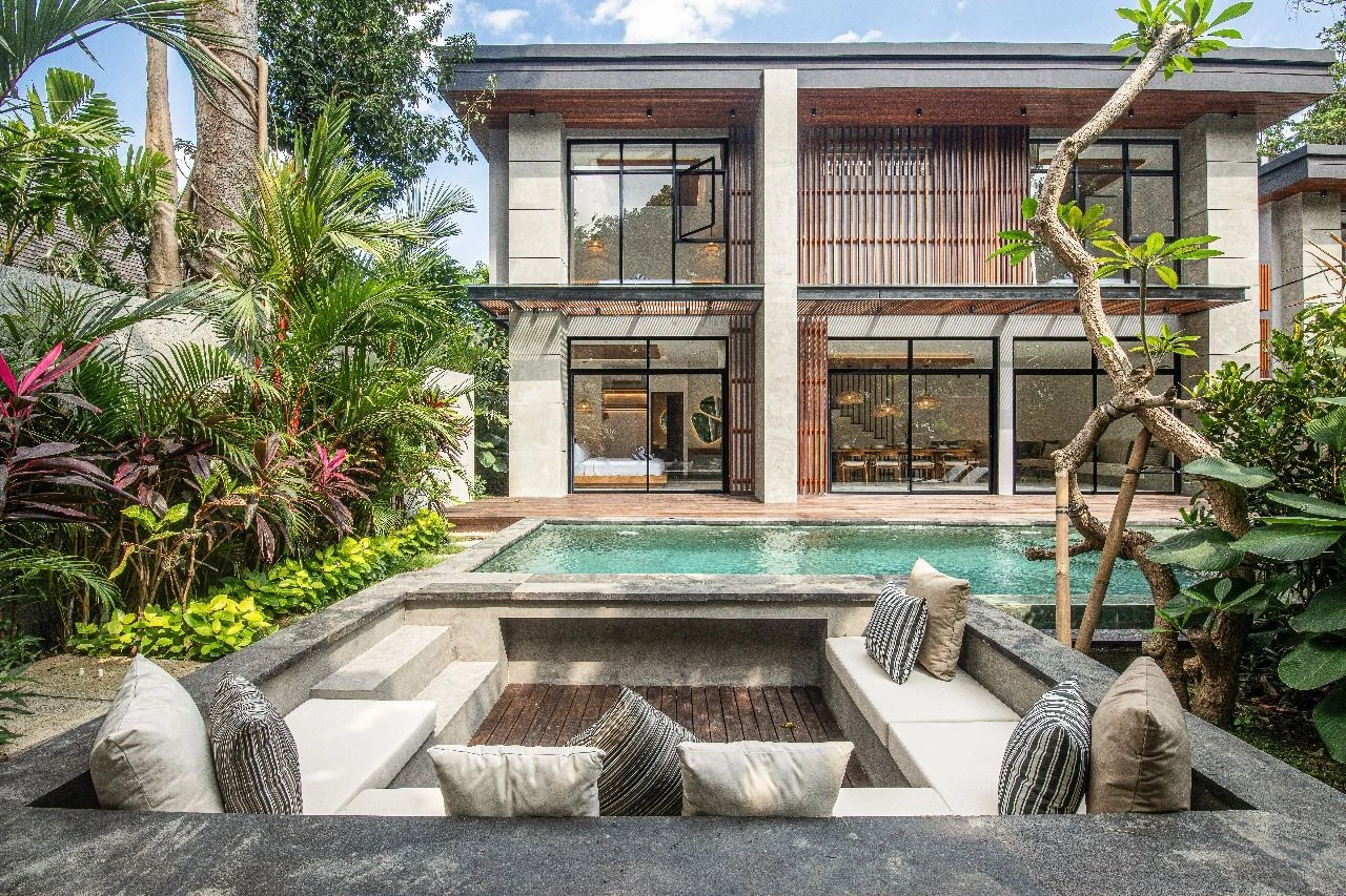 Villa For Rent 5 Bed In Batu Belig,Seminyak Bali CR-4146