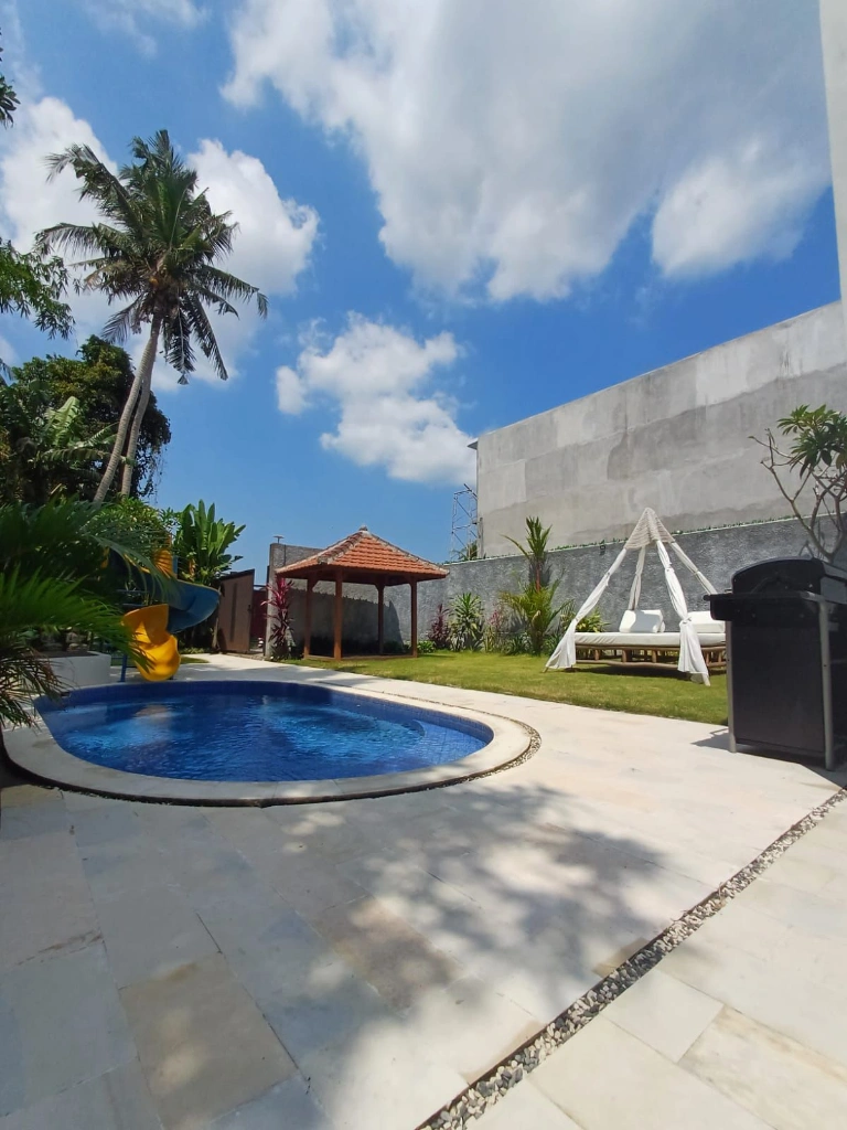 Modern minimalist villa for Sale/freehold,  in the Yeh Gangga beach area* 