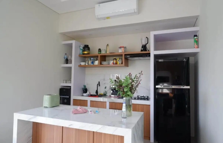 3BR VILLA WITH BIG GARDEN PADONAN, CANGGU, QUITE AREA in Canggu - Image 2