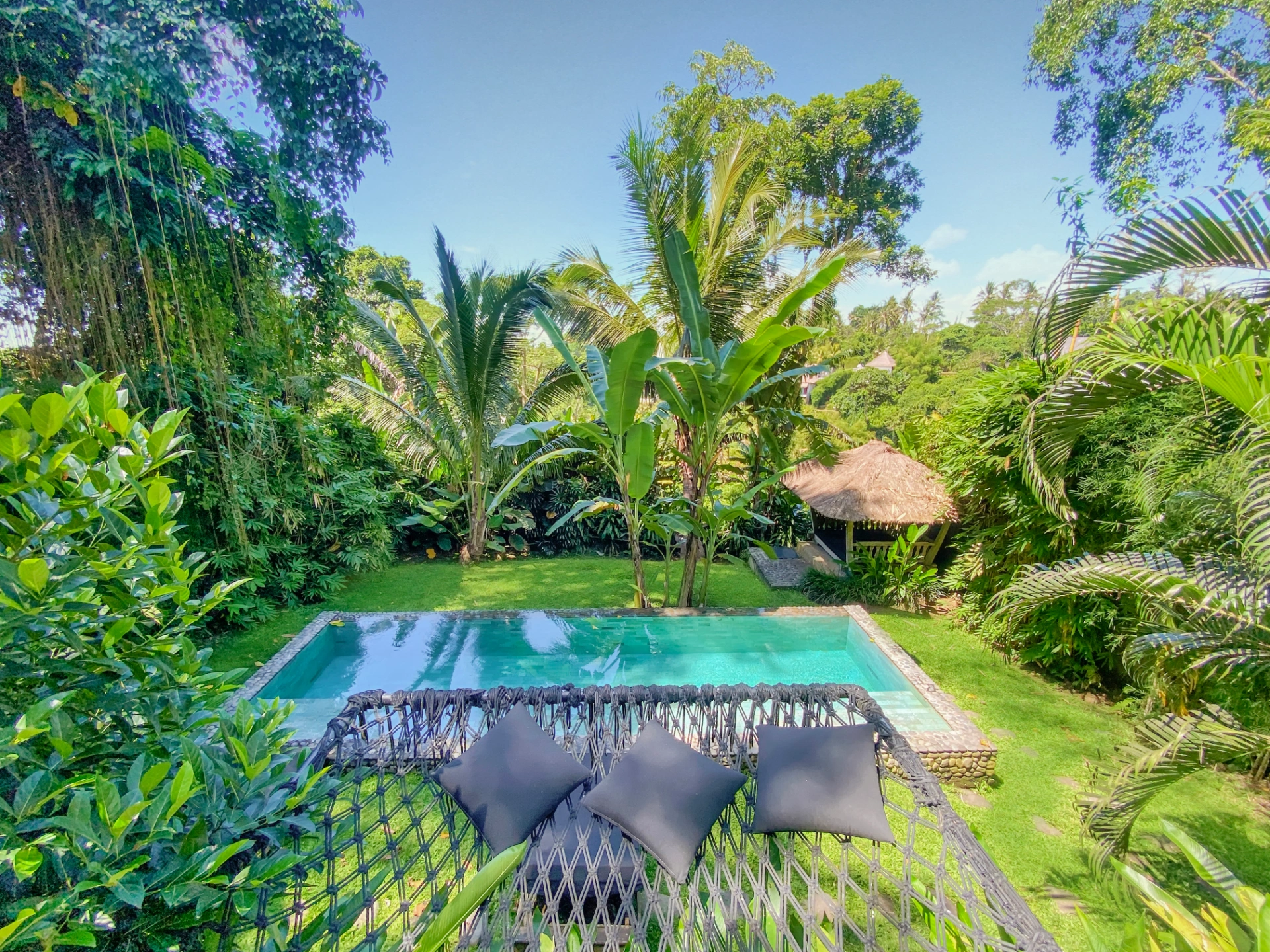 Jungle Villa Oasis With Breath Taking Views in Ubud - Image 1