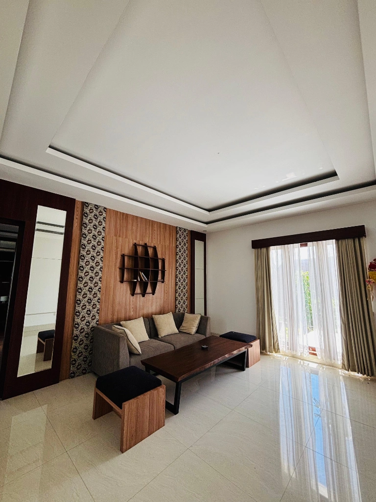 RBS31: Elegant 3-Bedroom Villa for Rent – Padang Tawang, Canggu in Canggu - Image 5