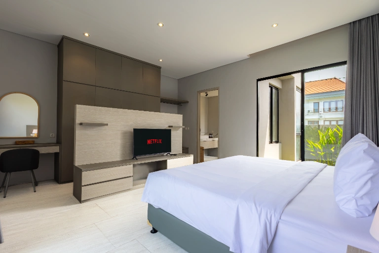 D'PAVILLION - Modern 3BR Seseh Pool Villa | Near Pererenan Beach in Seseh - Image 3