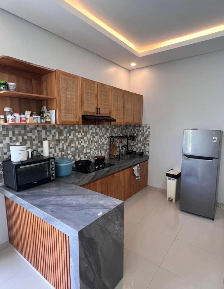 2BR VILLA WITH GARDEN , POOL, AND GYM EQUIPMENT in Canggu - Image 2