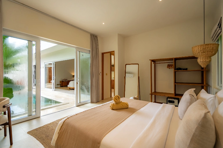 Lumi - 2BR Luxe | Pool & Rooftop | Near Uluwatu Temple in Uluwatu - Image 2