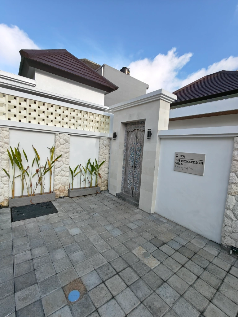 Villa The Richardson Korji Terrace Pecatu Ungasan in Uluwatu - Image 2