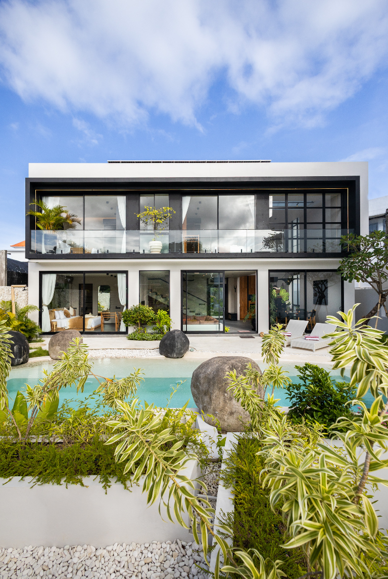 Huge 6-BR | 15m Pool & Butler I FREE breakfast I Jacuzzi I Weekly and Monthly in Pererenan - Image 2