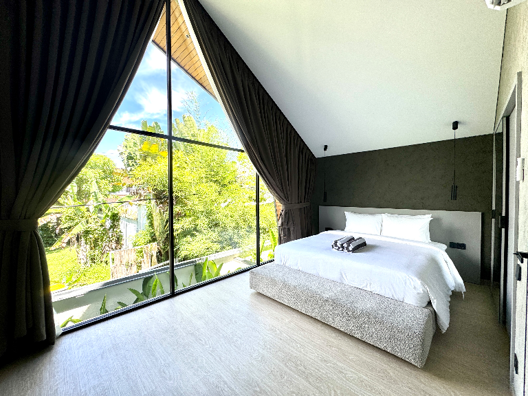 LOFT 2BDR townhouse with Private Pool UMALAS in Canggu - Image 2