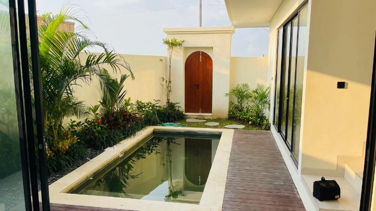 3BR VILLA FOR RENT – STRATEGIC LOCATION SESEH  in Seseh - Image 2