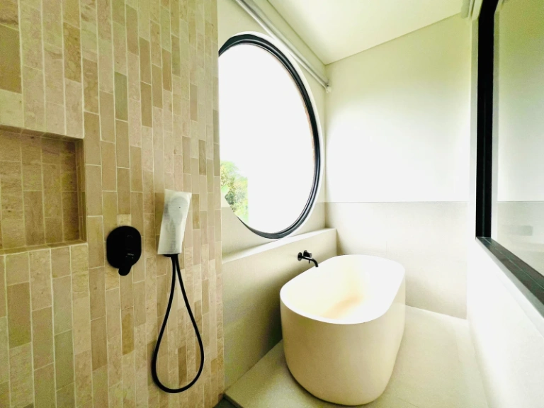 MEDITERRANEAN VILLA IN PRIME BERAWA – FOR SALE & RENT – YO203C in Canggu - Image 5