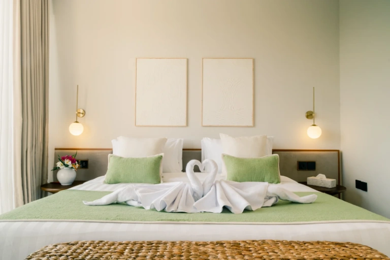 2 BEDROOM MODERN VILLA WITH RICEFIELD VIEW IN CANGGU – AF606 K in Canggu - Image 4