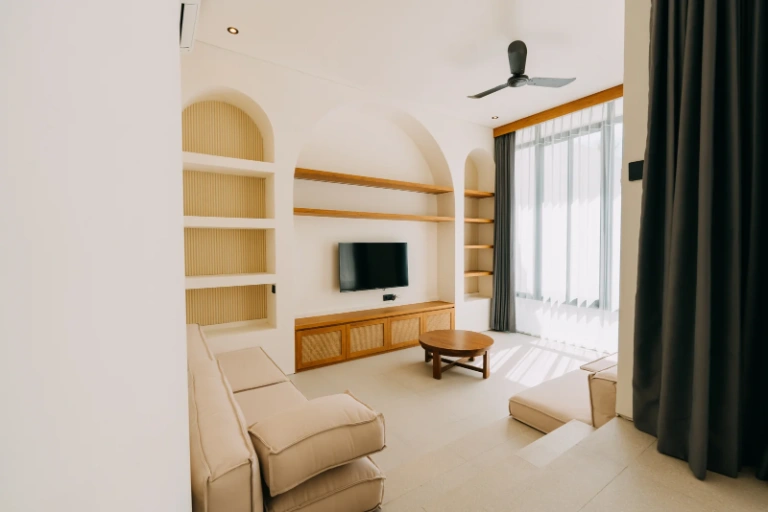 MEDITERRANEAN VILLA IN PRIME BERAWA – FOR SALE & RENT – YO203A in Canggu - Image 2