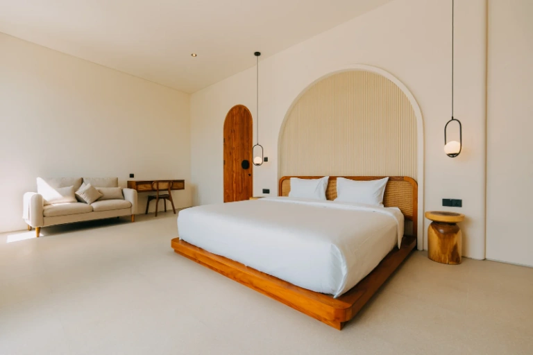 MEDITERRANEAN VILLA IN PRIME BERAWA – FOR SALE & RENT – YO203A in Canggu - Image 4