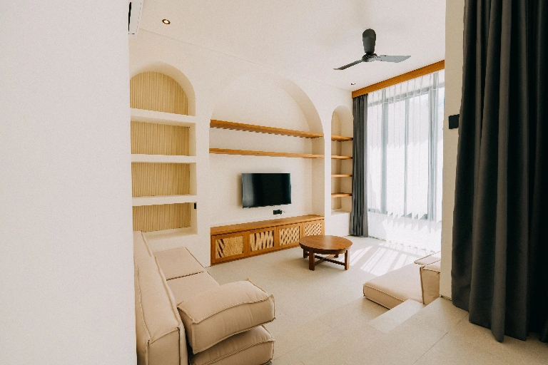 MEDITERRANEAN VILLA IN PRIME BERAWA - FOR SALE & RENT - YO203A in Canggu - Image 2