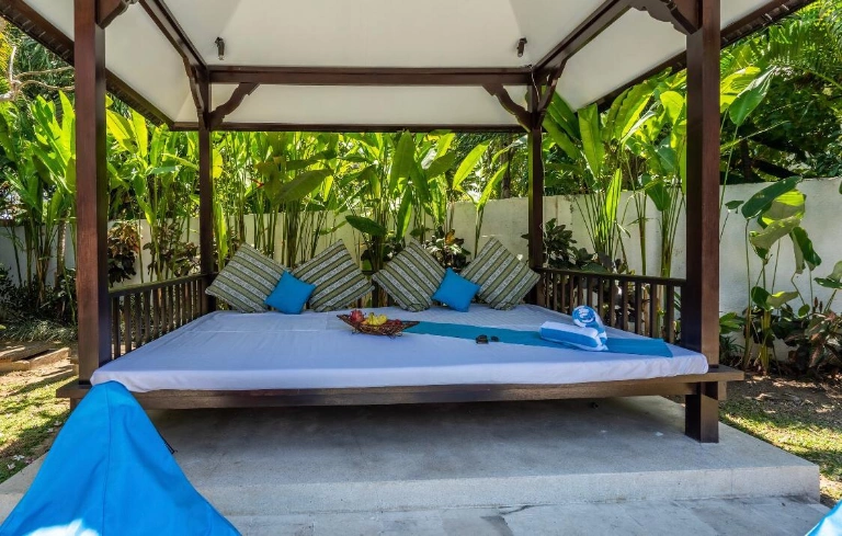 4bedroom  Family Villa Walking Distance to The Beach, Supermarket, Restaurant in Canggu - Image 3