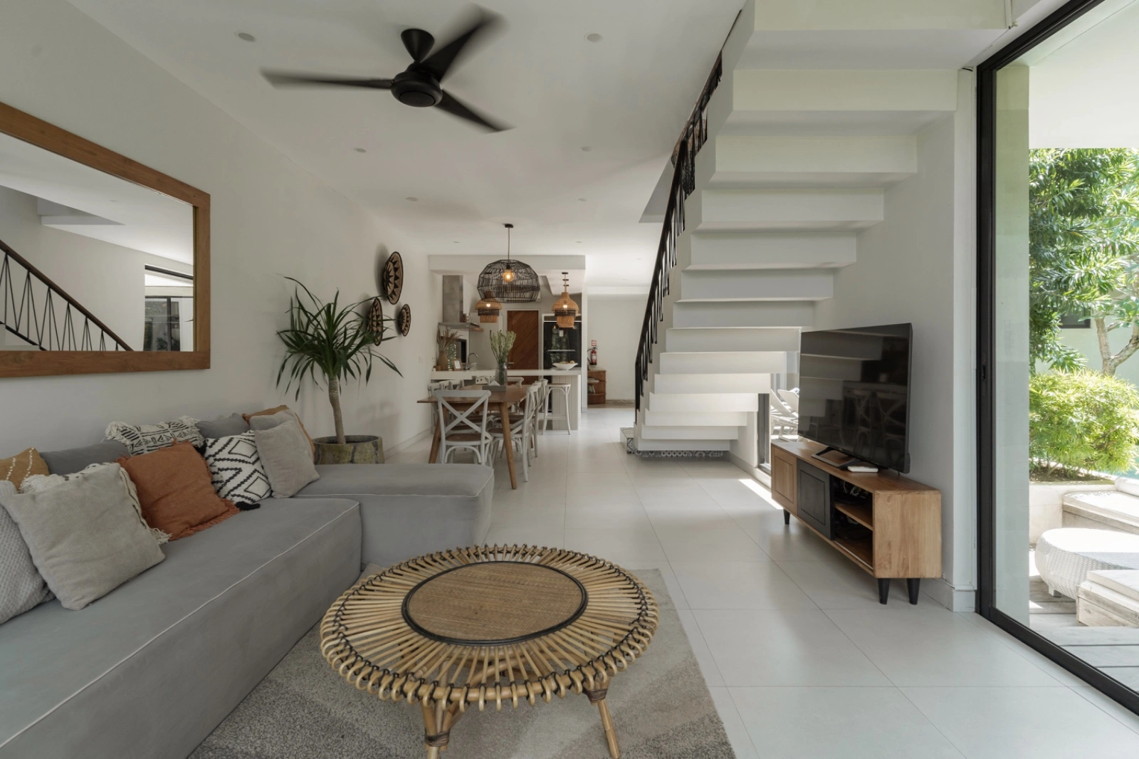 MODERN TROPICAL 4  BEDROOMS VILL IN BERAWA - CANGGU in Canggu - Image 5