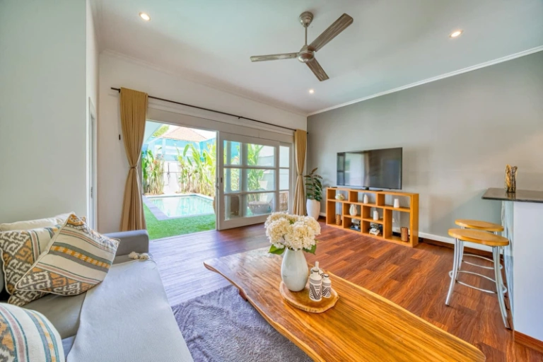 YEARLY RENT - TEGAL CUPEK, UMALAS 2 BEDROOMS VILLA AVAILABLE NOW in Canggu - Image 5