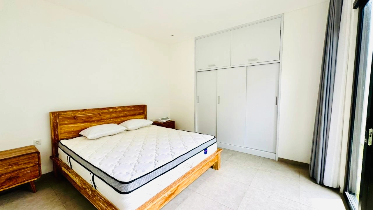 2 BEDROOMS TROPICAL MINIMALIST VILLA IN SESEH- YO211 in Seseh - Image 5