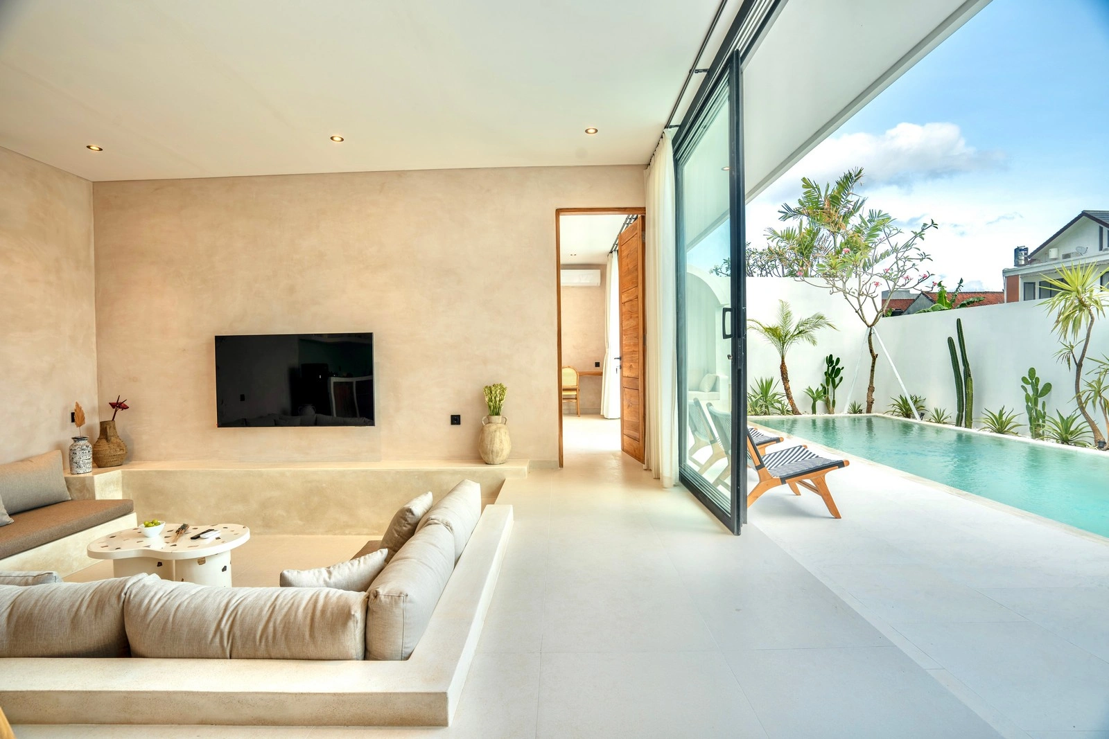Stylish Fully Furnished 2BR Villa in Padonan | Ready Investment Opportunity in Canggu - Image 3