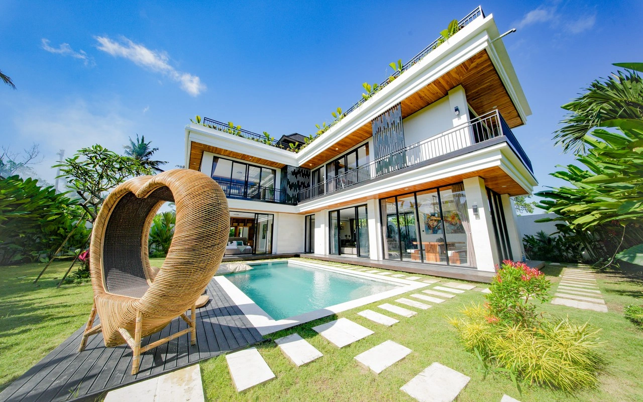 Freehold 5BR Villa in East Ubud Where Demand Outruns Supply in Ubud - Image 1