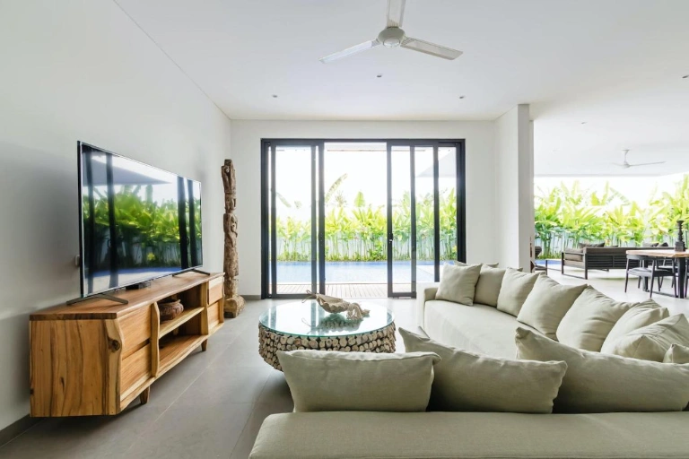 Modern, Massive, Money-Maker — Steps to Batu Bolong’s Hotspots in Canggu - Image 5