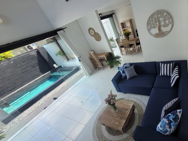 AVAILABLE MAY 12, IN JIMBARAN "2 BEDROOM WITH POOL TOTALLY ENCLOSED VERY PRIVATE in Kuta - Image 2