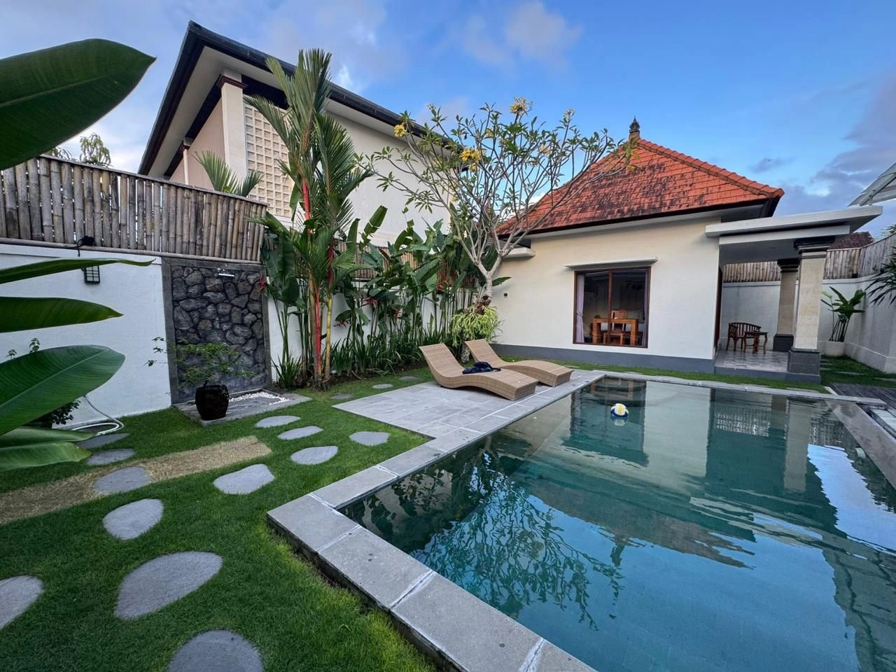 Villa For Rent 3 Bed In Padonan,Tibubeneng Bali KD-4170 in Canggu - Image 2