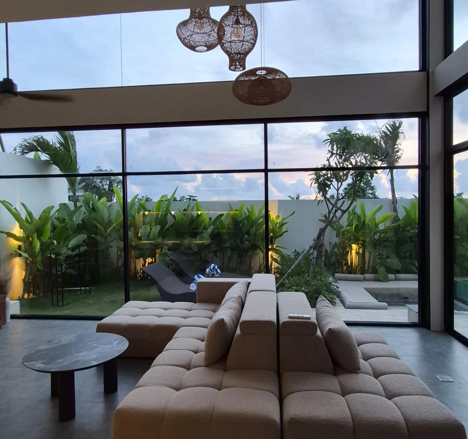 Newly Completed 4BR Ocean View Villas in Pantai Lima Beach in Pererenan - Image 4