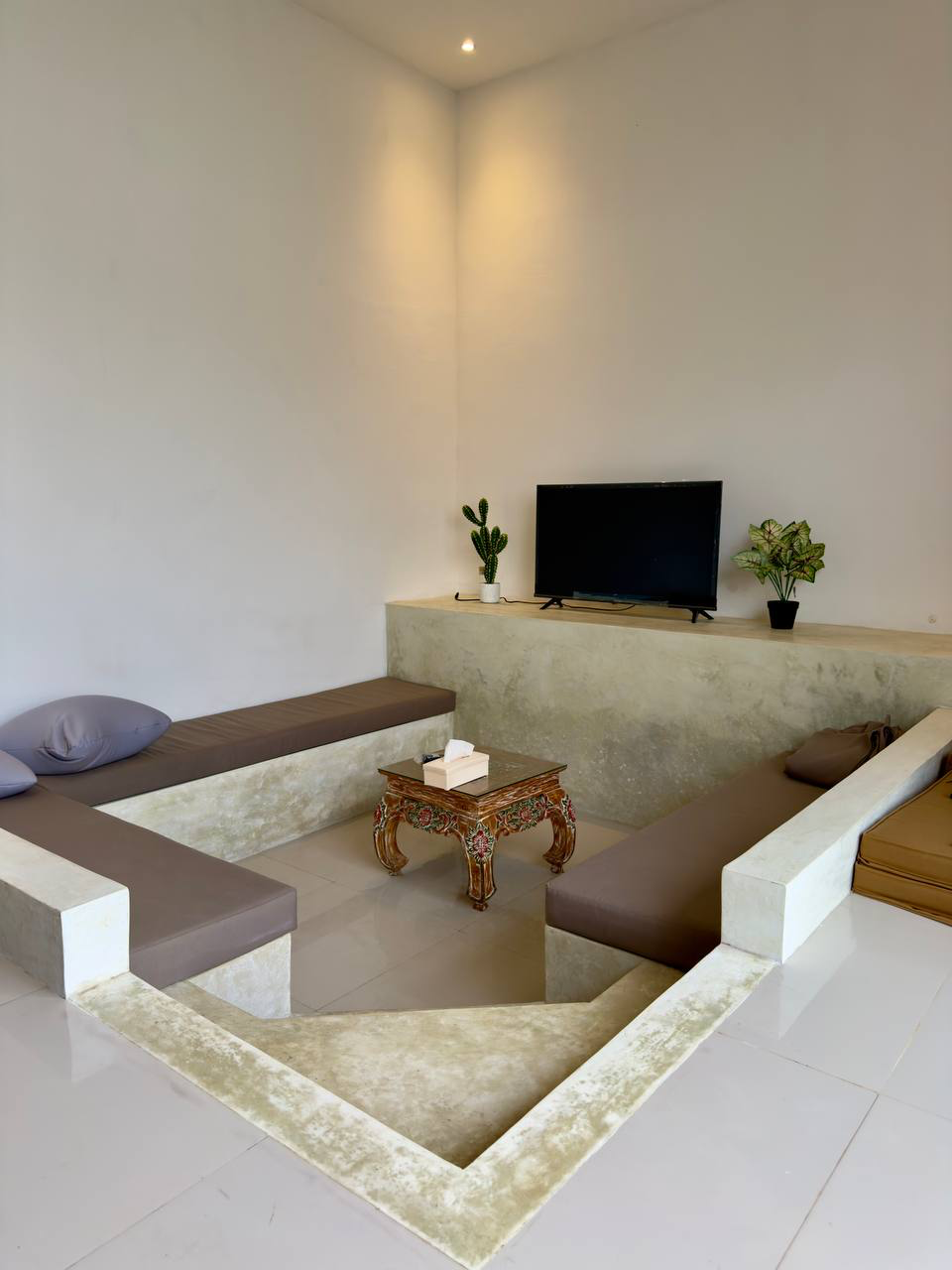 Brand New Spacious Villa in Sayan with Closed Living Room, Large Pool & Full Pri in Ubud - Image 3