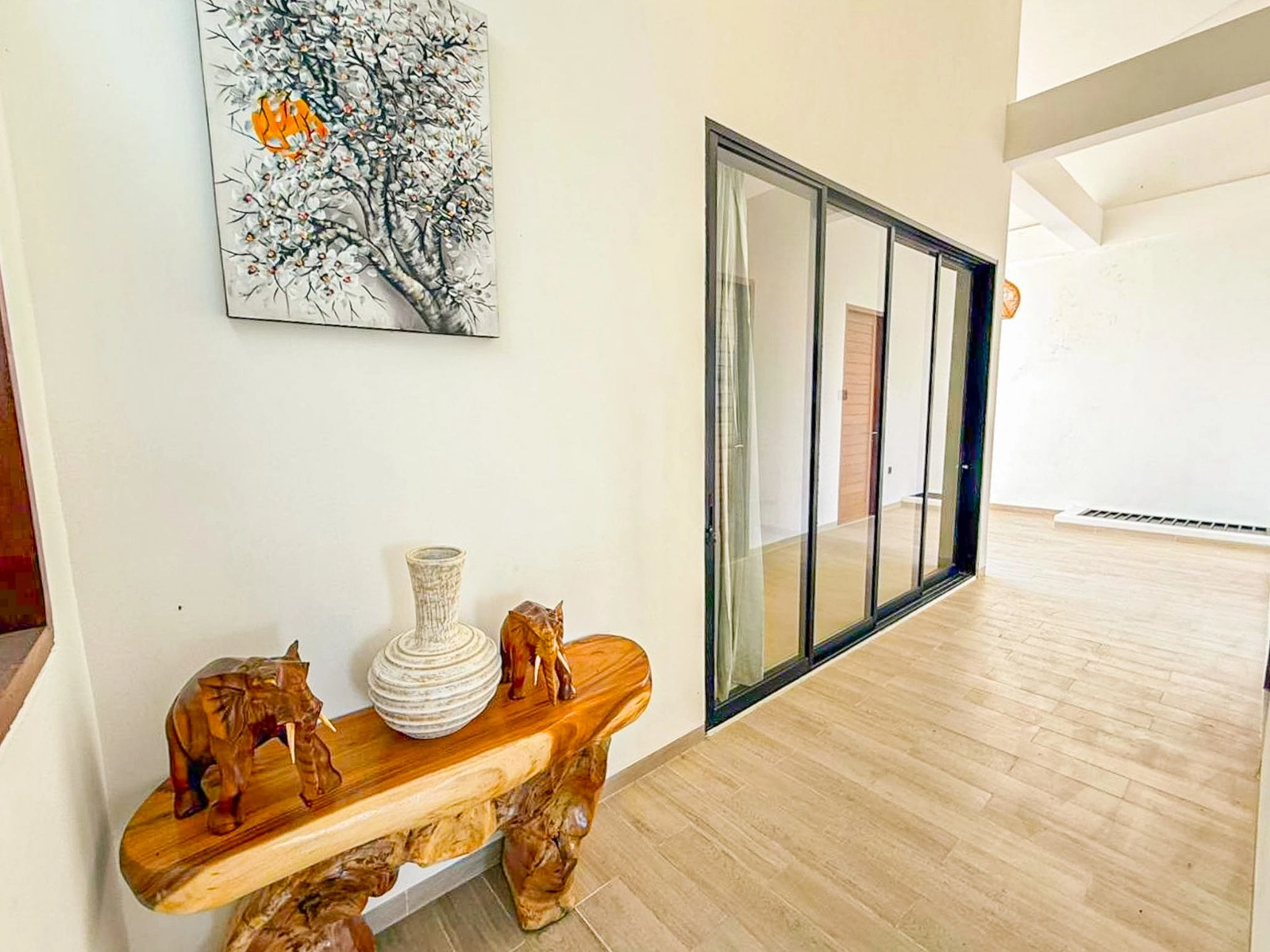 RBS27: 🏡 4BR CLASSIC MODERN VILLA – FOR YEARLY RENT, TANAH LOT in Tabanan - Image 5