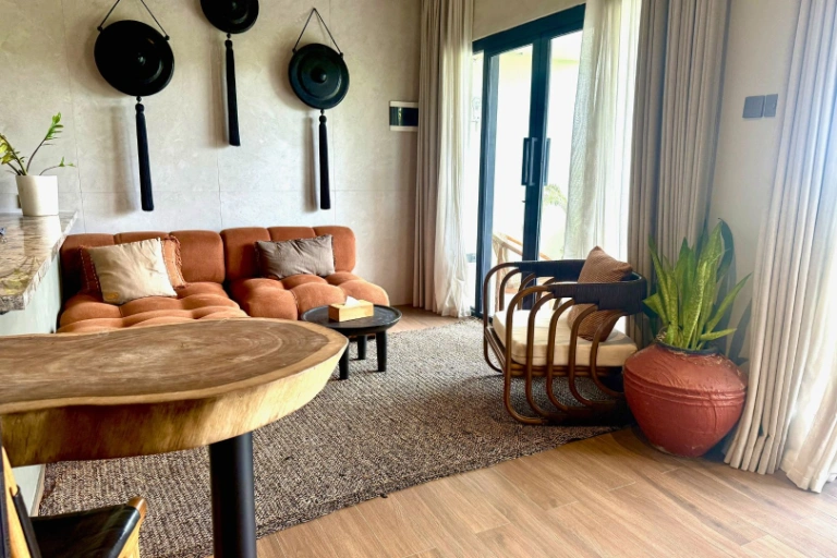 🌿 Stylish 1BR Rice Field Villa with Private Pool – Peaceful Long Stay Living ✨ in Tabanan - Image 1