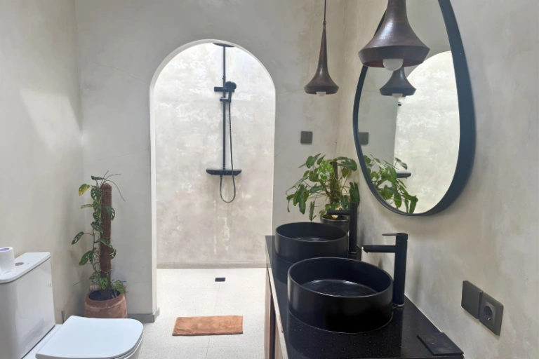 🌿 Stylish 1BR Rice Field Villa with Private Pool – Peaceful Long Stay Living ✨ in Tabanan - Image 3