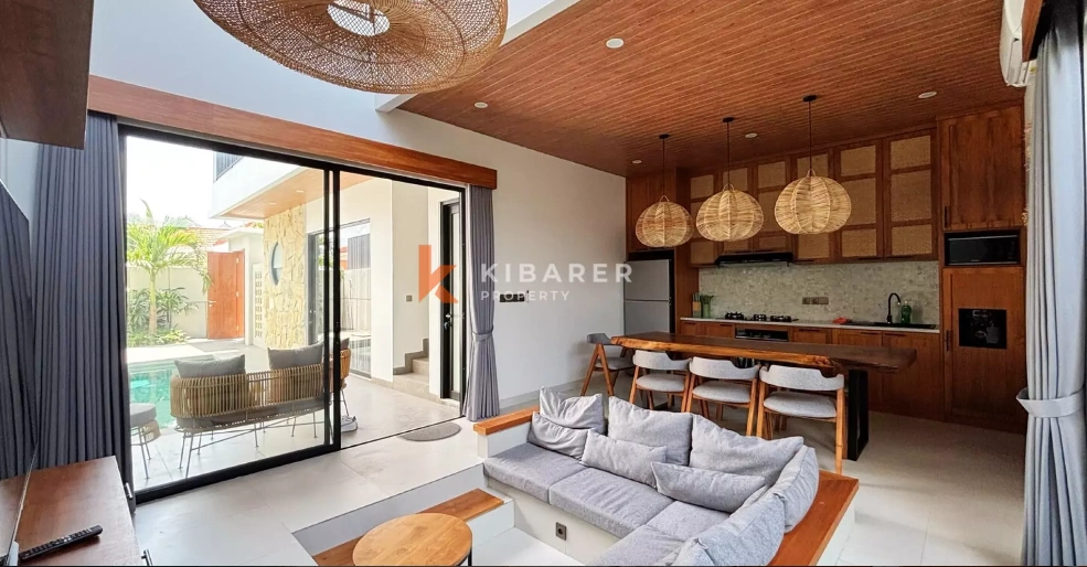 Stylish 3BR Enclosed Living Villa with Sunken Lounge Design in Pererenan YRV4384 in Pererenan - Image 3