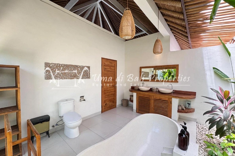 2BR VILLA FOR RENT AT CANGGU | IP 922 in Canggu - Image 2