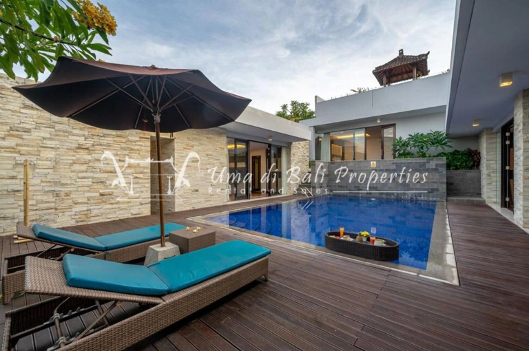 3BR VILLA FOR RENT AT UNUSA DUA | IP 943 in Nusa Dua - Image 2