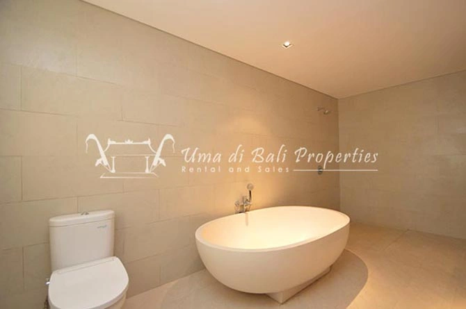 3BR VILLA FOR RENT AT KEROBOKAN | LV 492 in Canggu - Image 2