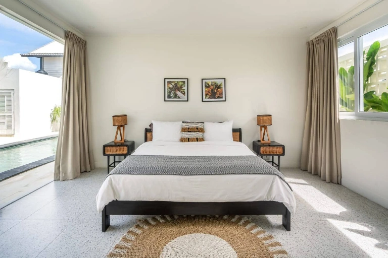 MONTHLY - BATU BOLONG, CANGGU 3 BEDROOM VILLA IN CANGGU in Canggu - Image 2