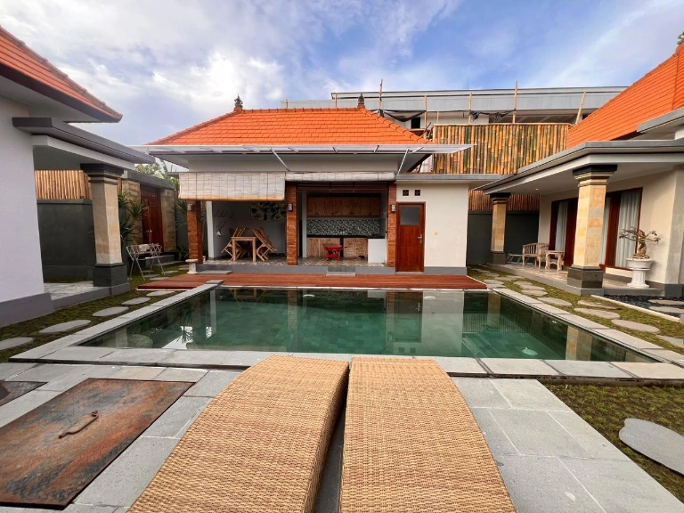 Spacious and Quite 3 Bedroom Villa in Padonan Canggu in Canggu - Image 2