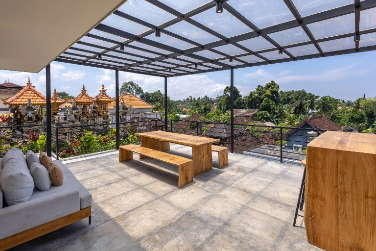 Ubud Center Oasis - Sleek Ubud 1BR Loft near Palace & Ridge Walk in Ubud - Image 4