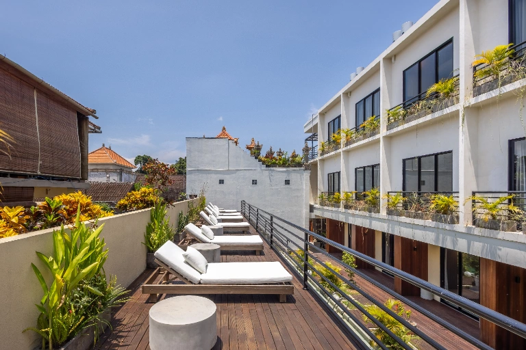 Ubud Center Oasis - Sleek Ubud 1BR Loft near Palace & Ridge Walk in Ubud - Image 2