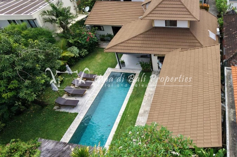 BIG GARDEN 4BR VILLA FOR RENT AT SEMINYAK | IP 951 in Seminyak - Image 2
