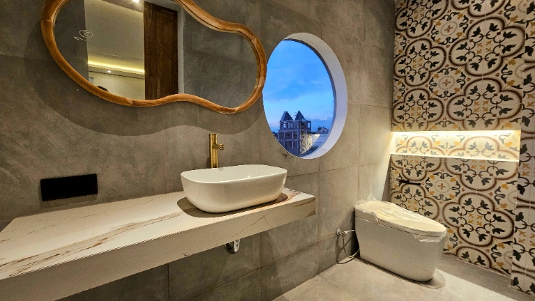 Yearly, 4BR Villa + Office with open rice field views in (Munggu) in Pererenan - Image 3