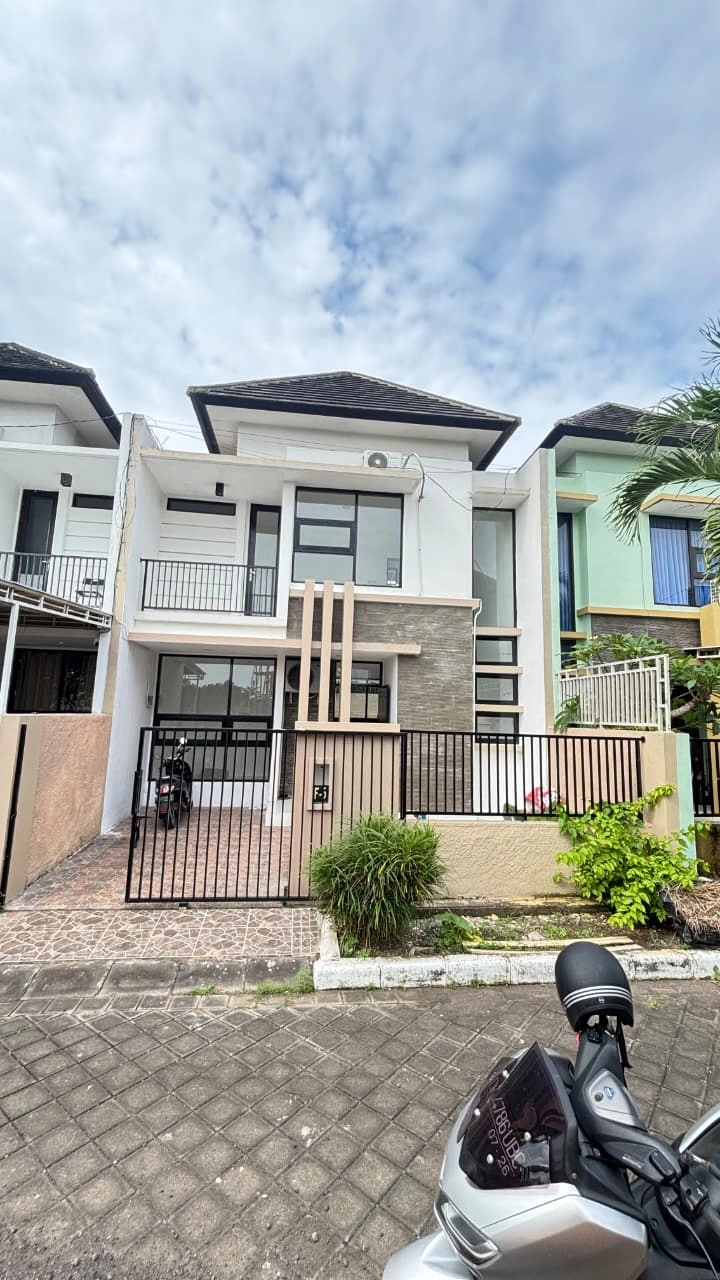 DO - HOUSE UNFURNISHED AT COMPLEX ONE GATE SYSTEM FOR RENT AND SALE IN NUSA DUA in Nusa Dua - Image 1